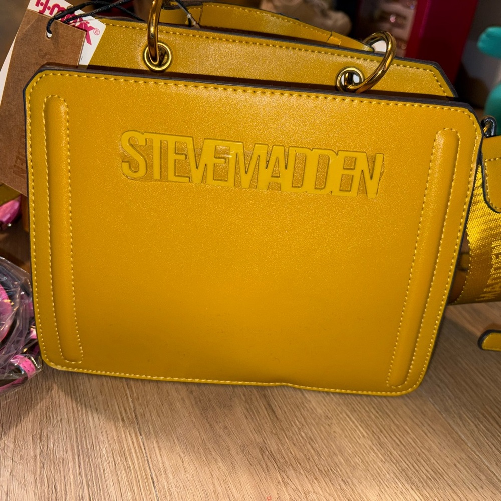 Steve Madden Bevelyn Crossbody Satchel- MERIGOLD - Picture 3 of 14